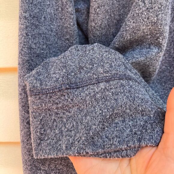 Greg Norman grey textured pattern long sleeved sweater/shirt, soft, crew neck,L - Picture 7 of 10